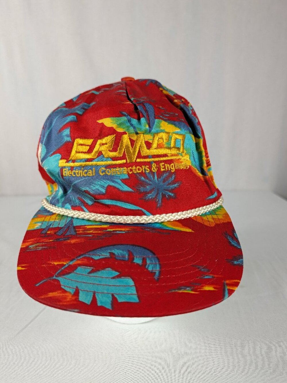 San Sun Red Hawaiian Print Snapback Hat Cap Rope Red Floral Vintage 80s Trucker